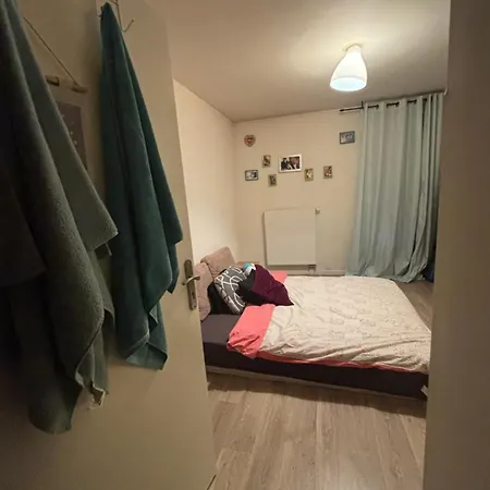 Apartment T2 Proche Paris 18eme *